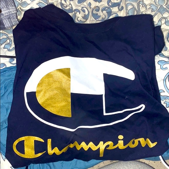 Champion T-shirt - Picture 1 of 1